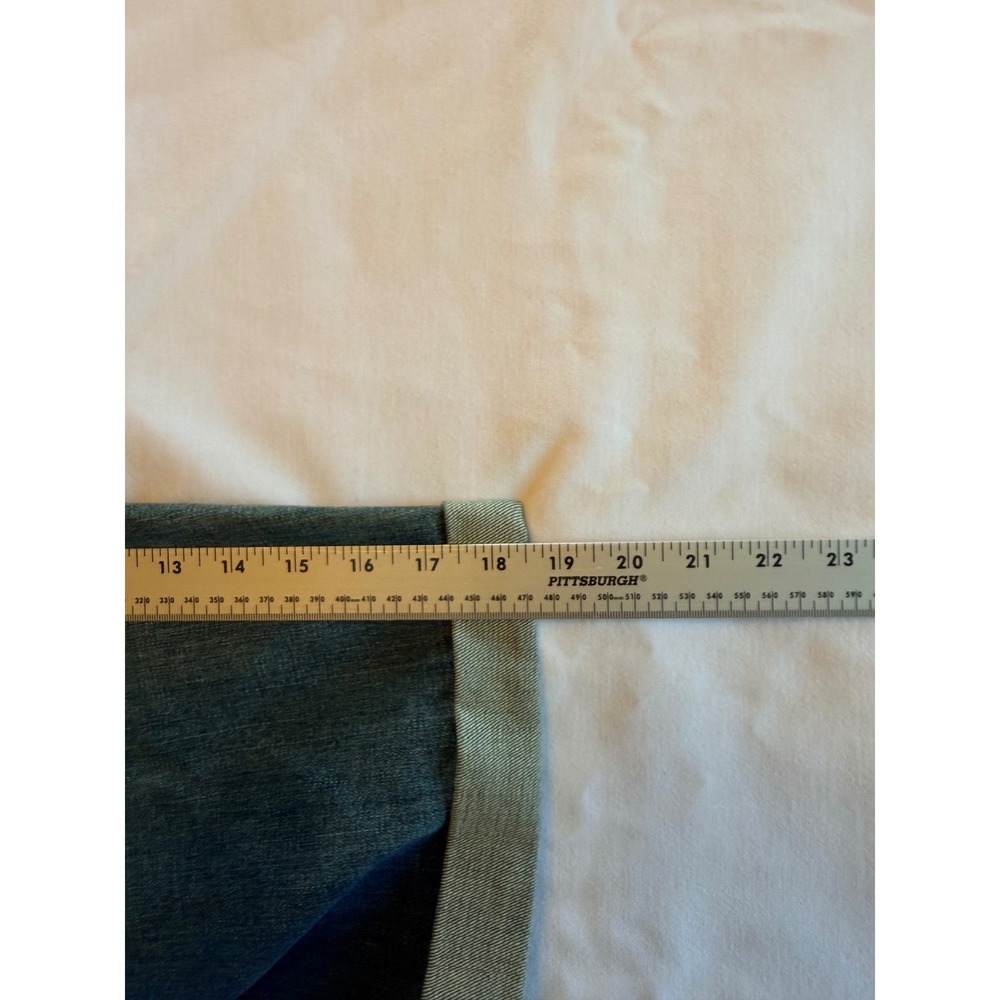 Talbots Simply Flattering Medium Wash Cuffed Denim Bermuda Shorts Womens 2 - Picture 5 of 7